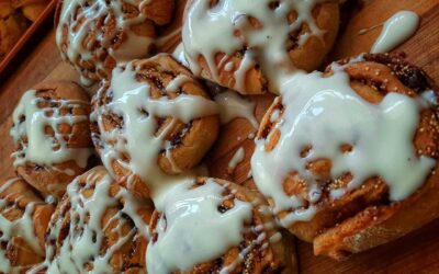 Cinnabon Cinnamon Rolls